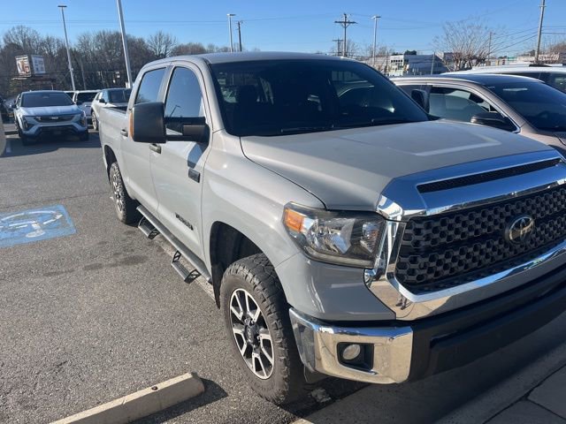 2020 Toyota Tundra SR5's photo