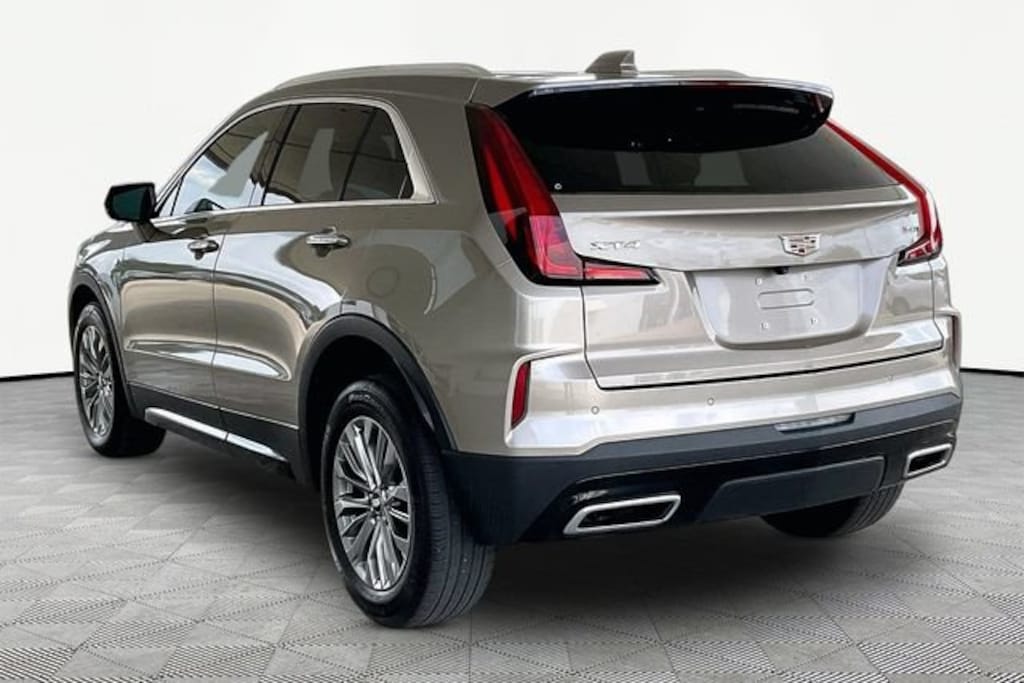 Used 2024 CADILLAC XT4 Premium Luxury SUV