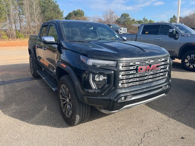2023 GMC Canyon Denali's photo