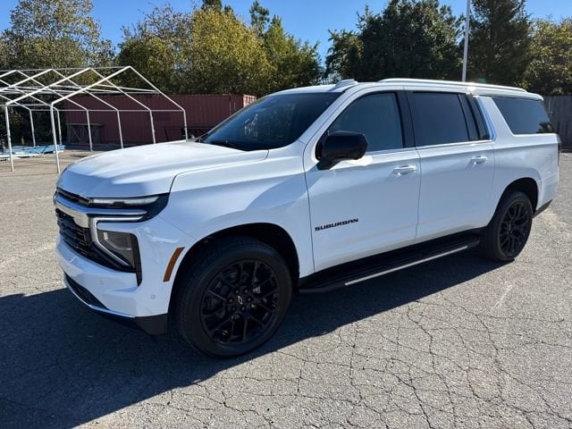 2026 Chevrolet Suburban LS's photo