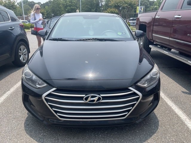 Used 2018 Hyundai Elantra SE with VIN 5NPD74LF5JH388612 for sale in Lowell, NC