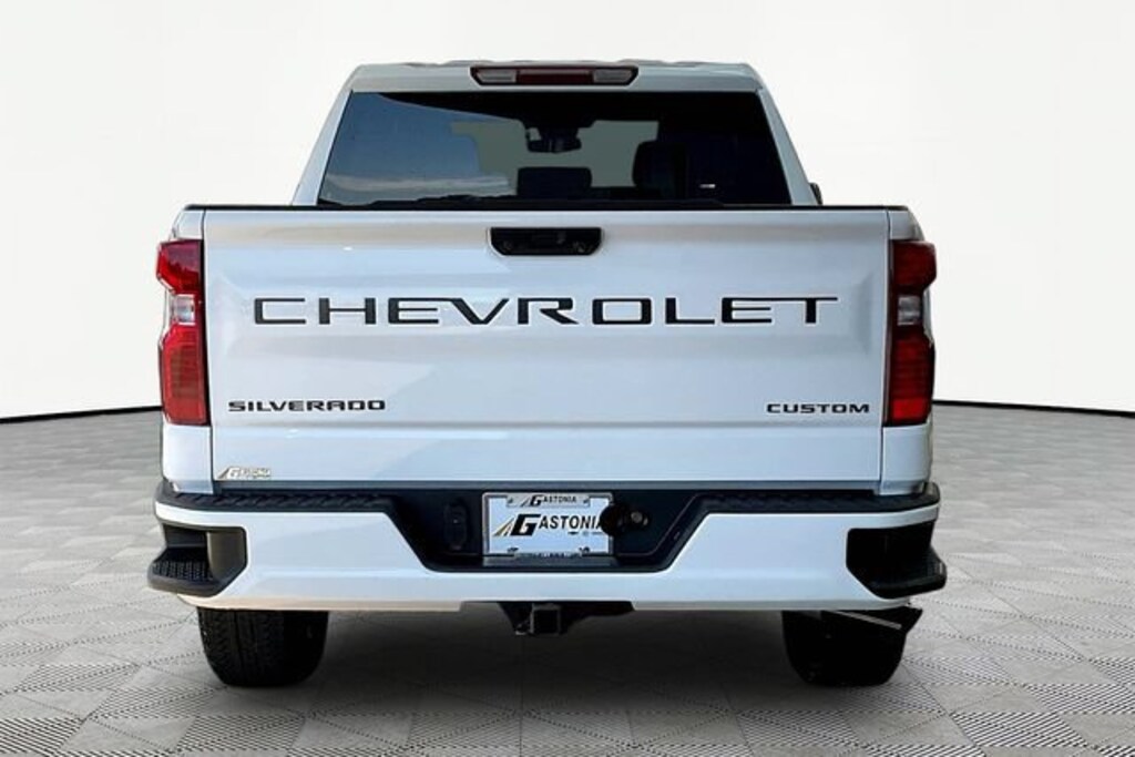 New 2026 Chevrolet Silverado 1500 Custom Truck