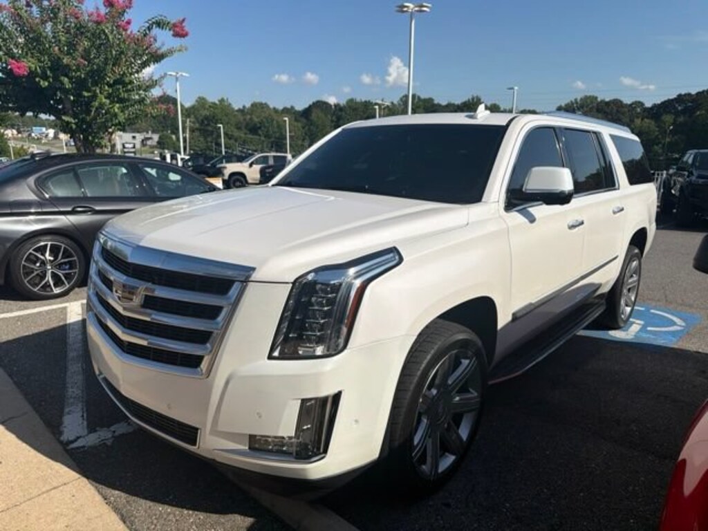 Used 2019 CADILLAC Escalade ESV Luxury SUV