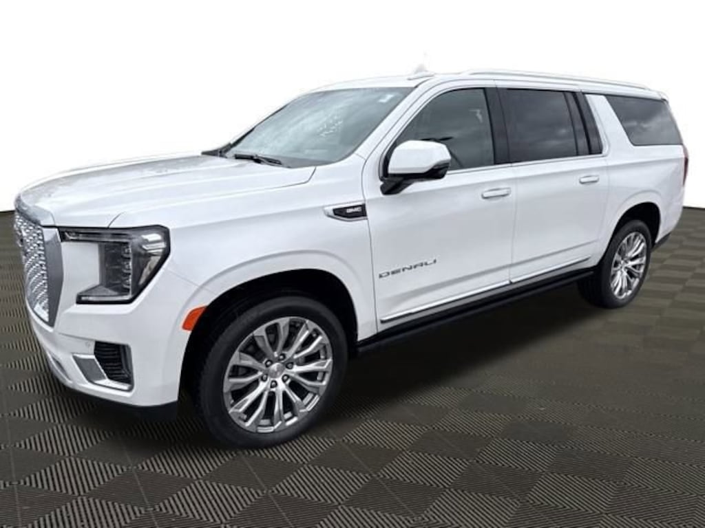 Used 2022 GMC Yukon XL Denali SUV