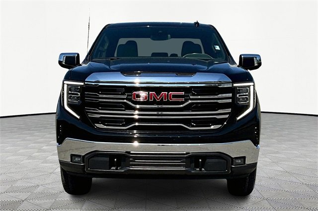Used 2023 GMC Sierra 1500 SLT with VIN 1GTUUDED7PZ123549 for sale in Lowell, NC