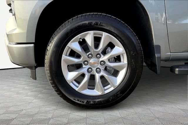 2026 Chevrolet Silverado 1500 Custom - Photo 12
