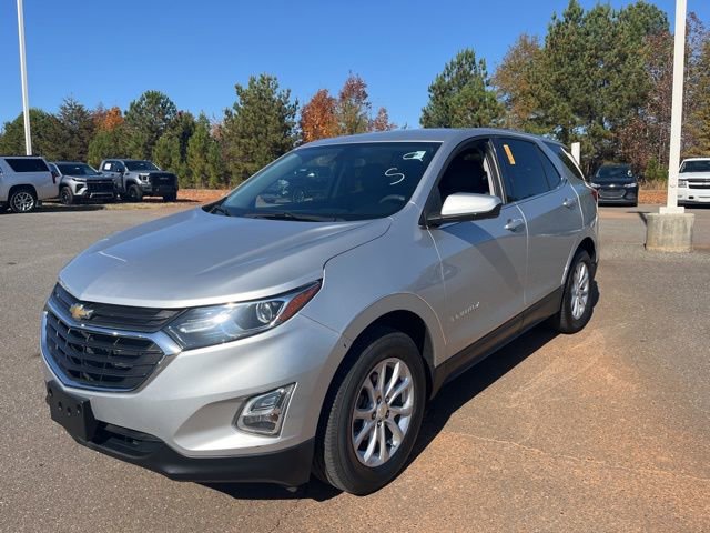 2018 Chevrolet Equinox LT photo 3