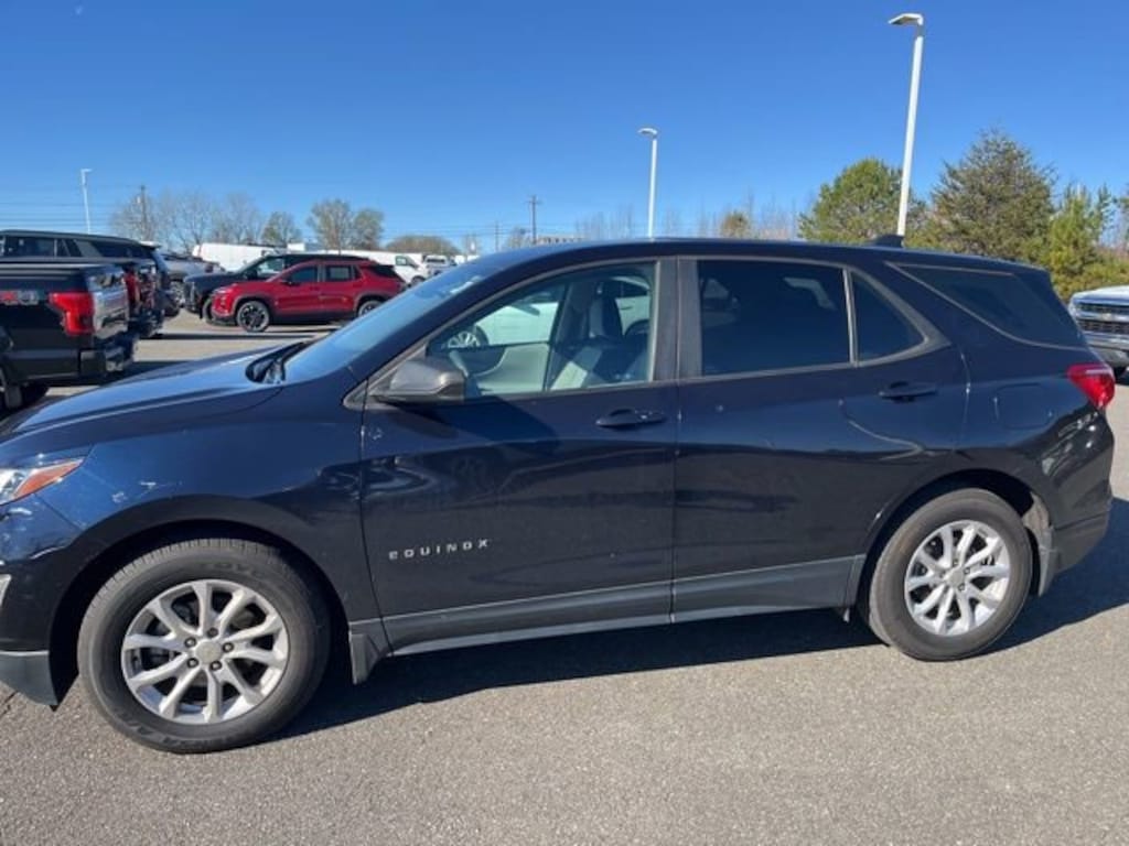Used 2021 Chevrolet Equinox LS SUV