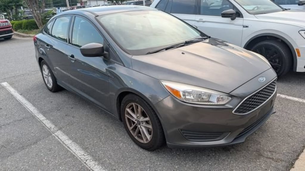 Used 2018 Ford Focus SE Sedan