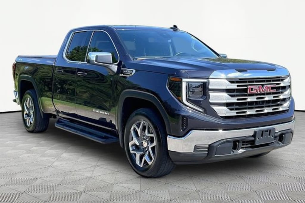 Used 2025 GMC Sierra 1500 SLE Truck