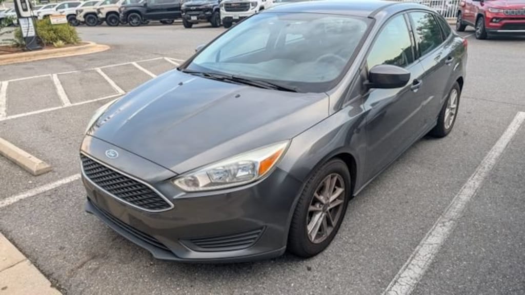 Used 2018 Ford Focus SE Sedan