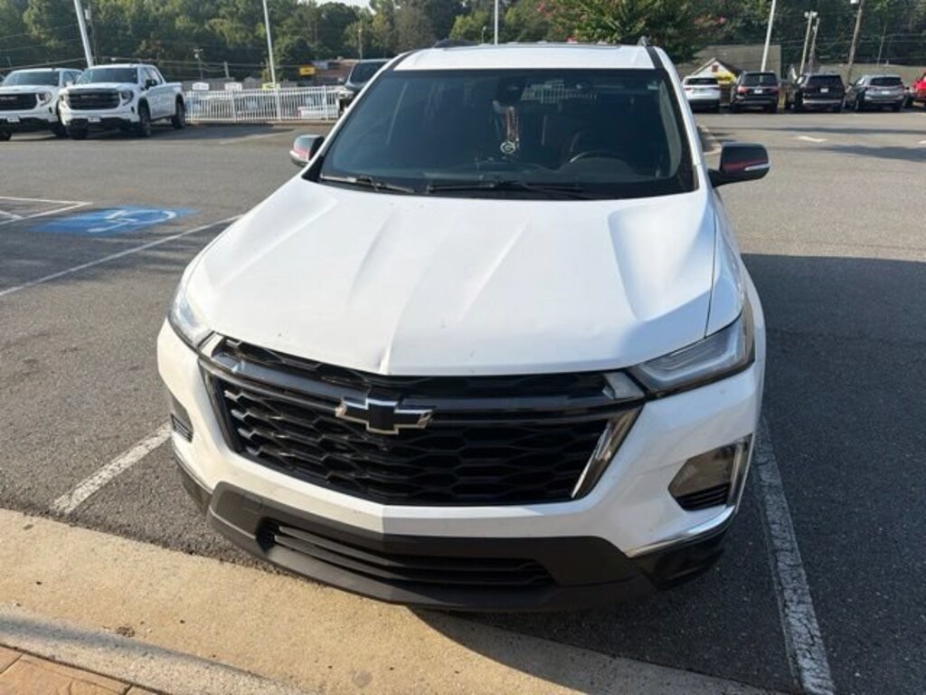 Used 2023 Chevrolet Traverse Premier SUV