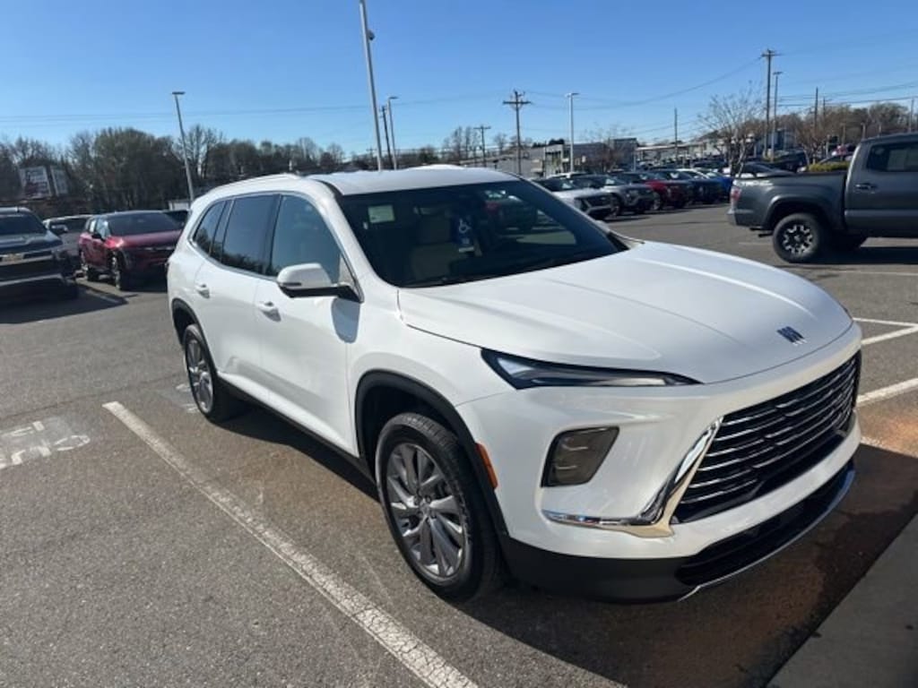 Used 2025 Buick Enclave Preferred SUV