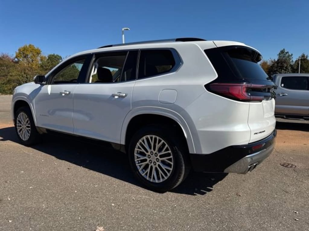 Used 2024 GMC Acadia Denali SUV