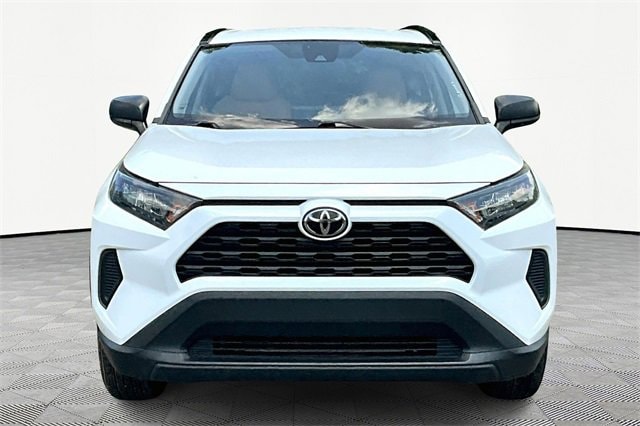 Used 2019 Toyota RAV4 LE with VIN 2T3F1RFV7KC051803 for sale in Lowell, NC