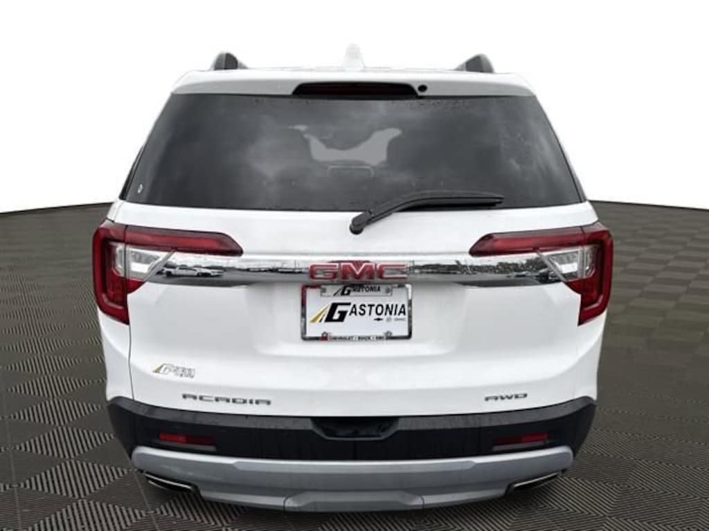 Used 2023 GMC Acadia SLT SUV