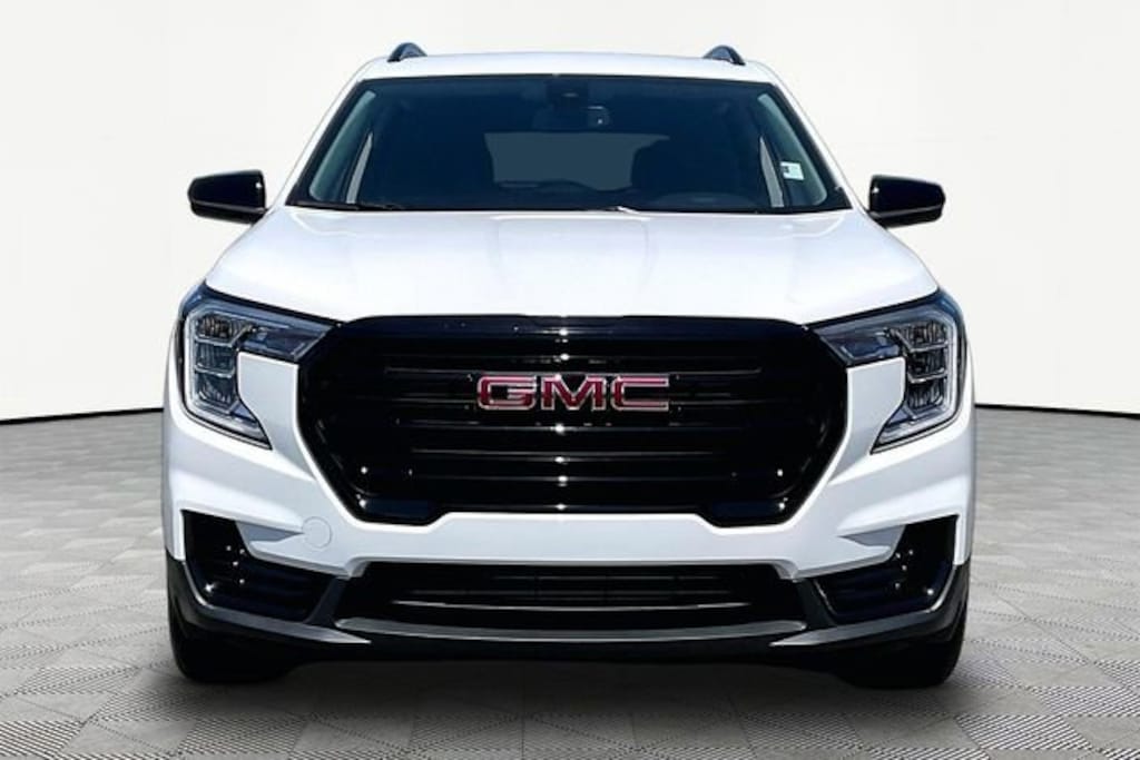 Used 2024 GMC Terrain SLE SUV
