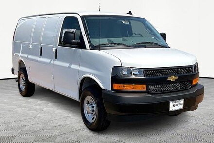 2025 Chevrolet Express Cargo WT Van