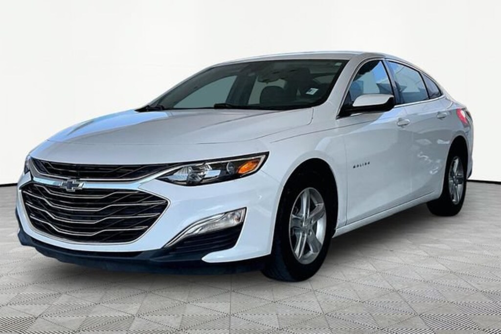 Used 2024 Chevrolet Malibu LS Car