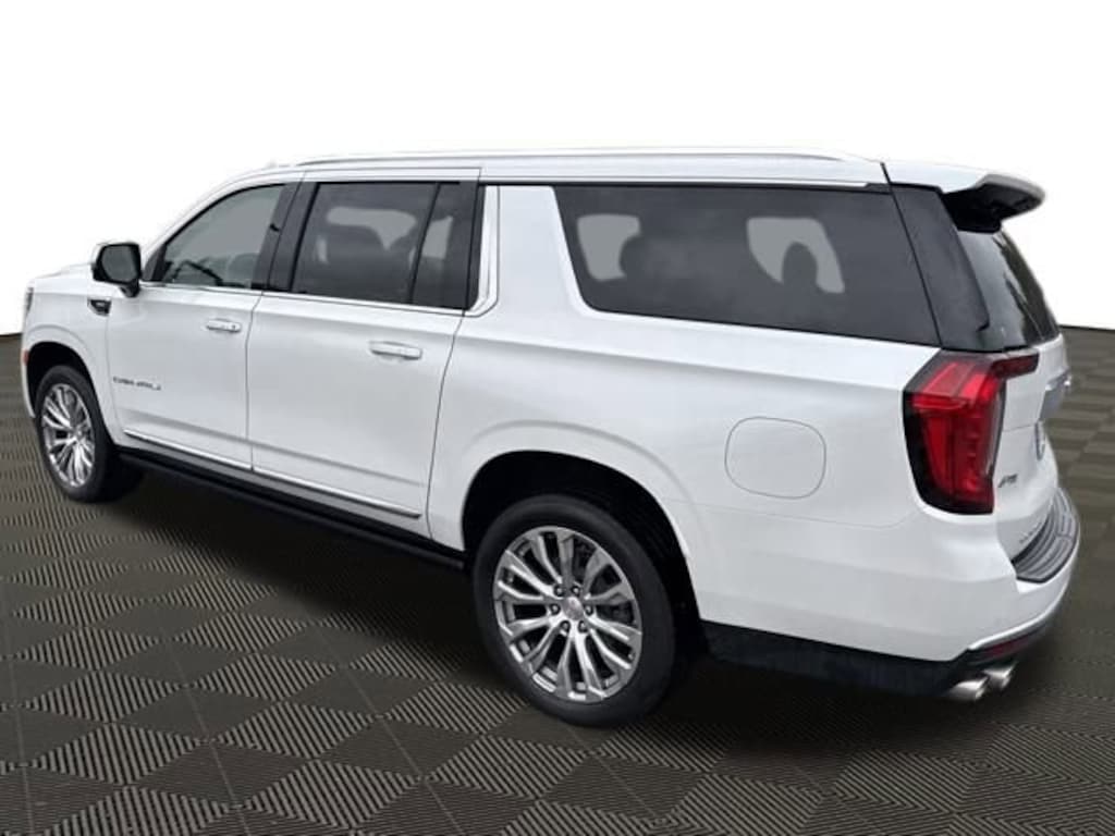 Used 2022 GMC Yukon XL Denali SUV