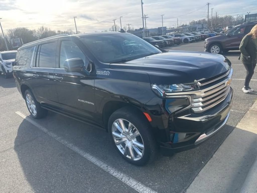 Used 2023 Chevrolet Suburban High Country SUV