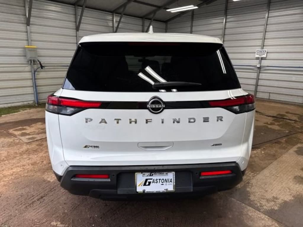 Used 2022 Nissan Pathfinder S 4WD SUV