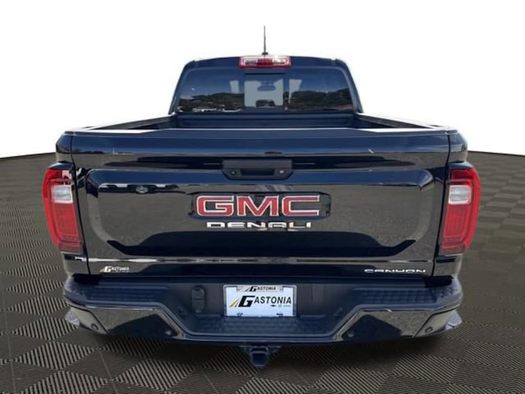 Used 2024 GMC Canyon Denali Truck
