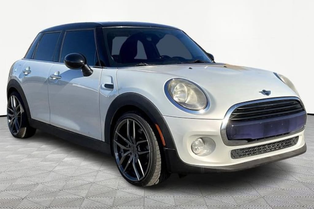 Used 2017 MINI Hardtop Cooper Hatchback