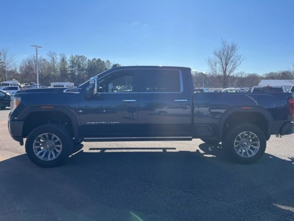 Used 2022 GMC Sierra 2500 HD Denali Truck
