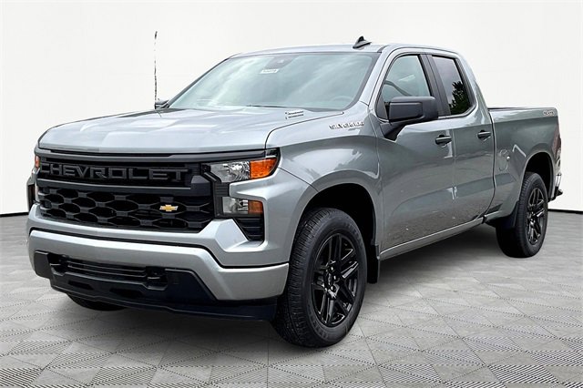 2026 Chevrolet Silverado 1500 Custom photo 2