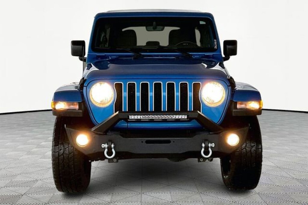 Used 2022 Jeep Wrangler Unlimited Sahara 4x4 SUV