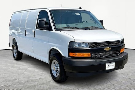 2025 Chevrolet Express Cargo WT Van