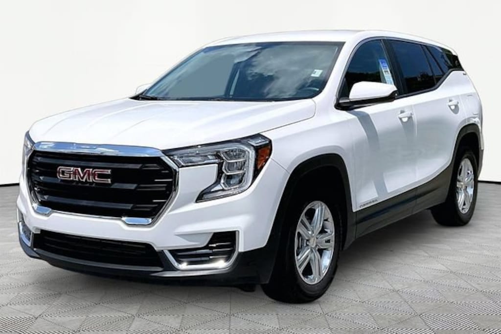 Used 2024 GMC Terrain SLE SUV