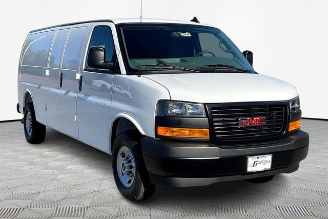 2025 GMC Savana Cargo