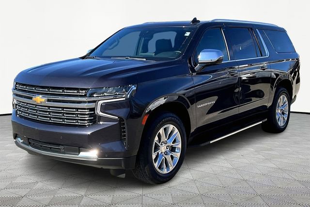 2023 Chevrolet Suburban Premier photo 3