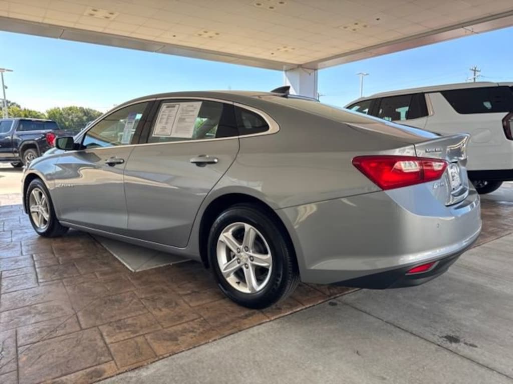 Used 2024 Chevrolet Malibu LS Car