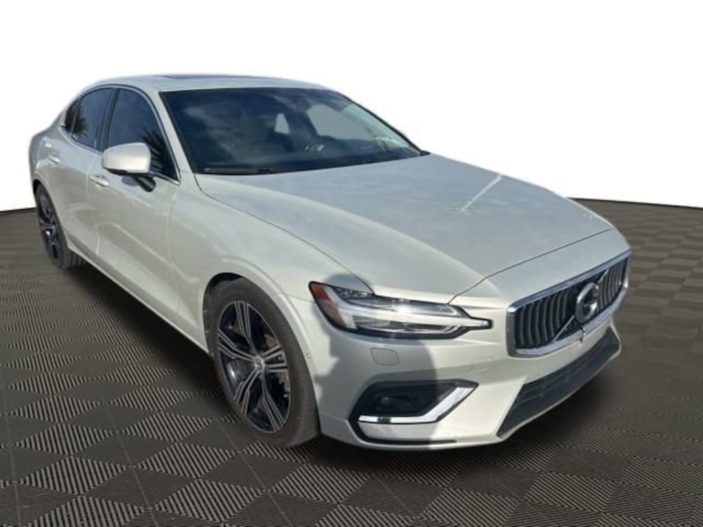 Used 2022 Volvo S60 Inscription