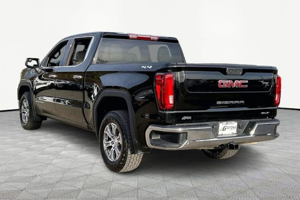 Used 2025 GMC Sierra 1500 SLT Truck