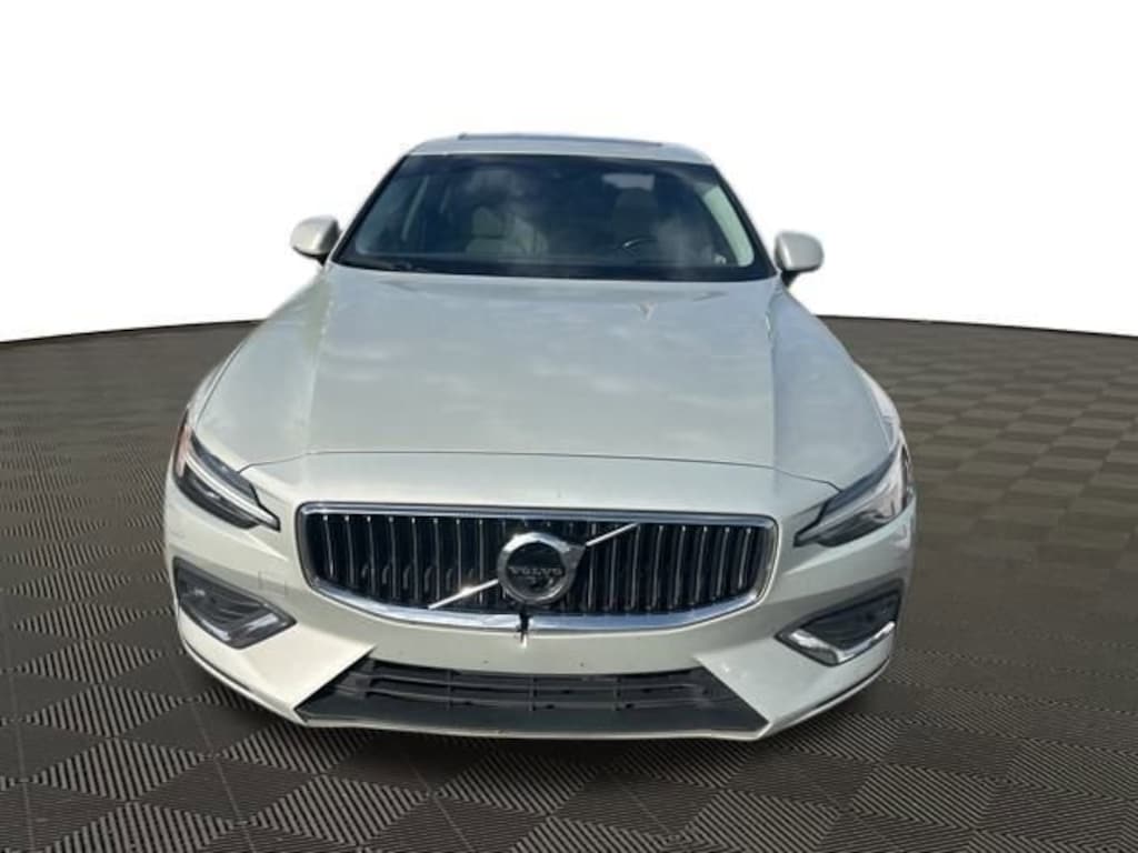 Used 2022 Volvo S60 Inscription