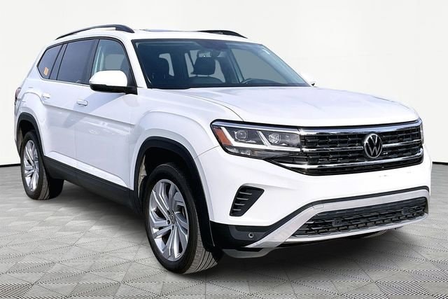 2022 Volkswagen Atlas SE w/Tech's photo