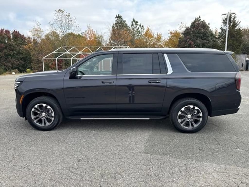 New 2026 Chevrolet Suburban LS SUV