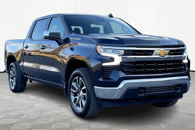 2024 Chevrolet Silverado LT's photo