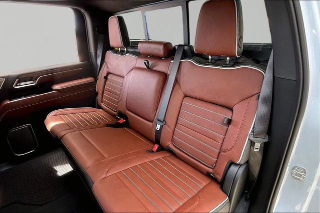 2026 GMC Sierra 3500HD Denali Ultimate - Photo 11