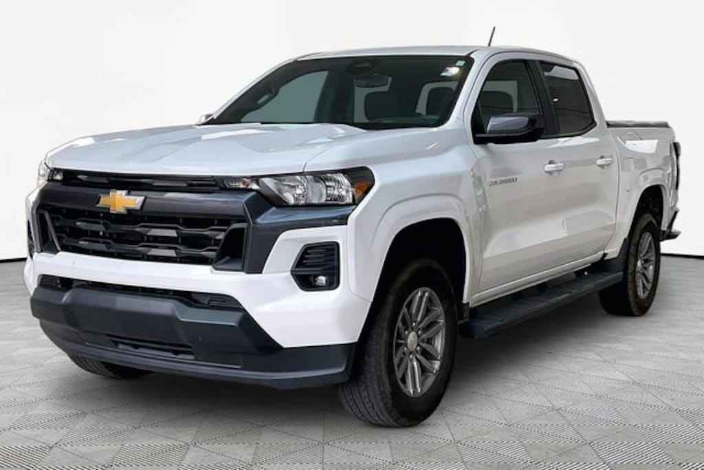 Used 2024 Chevrolet Colorado LT Truck