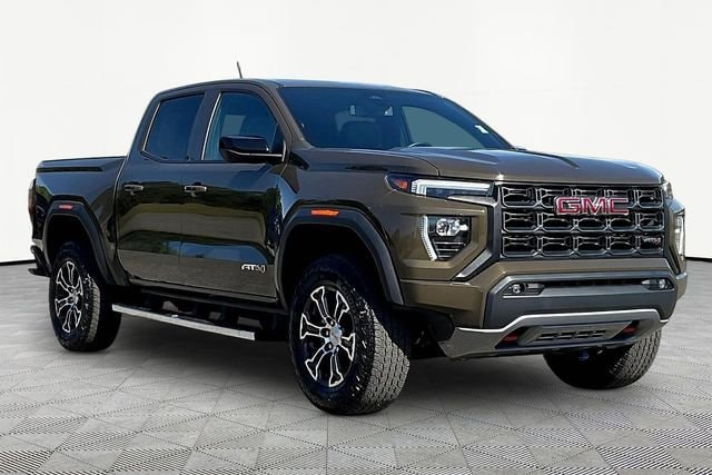 2023 GMC Canyon 4WD AT4 Crew Cab Short Box's photo