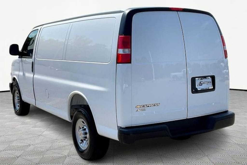 New 2025 Chevrolet Express Cargo 3500 WT Van