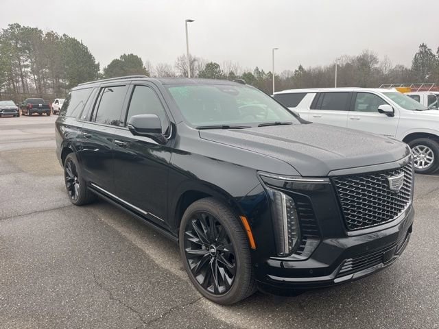 2025 Cadillac Escalade ESV Sport Platinum's photo