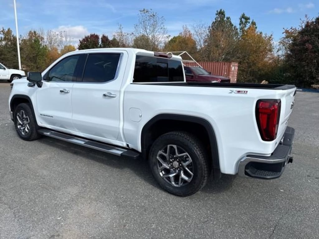 New 2026 GMC Sierra 1500 SLT Truck