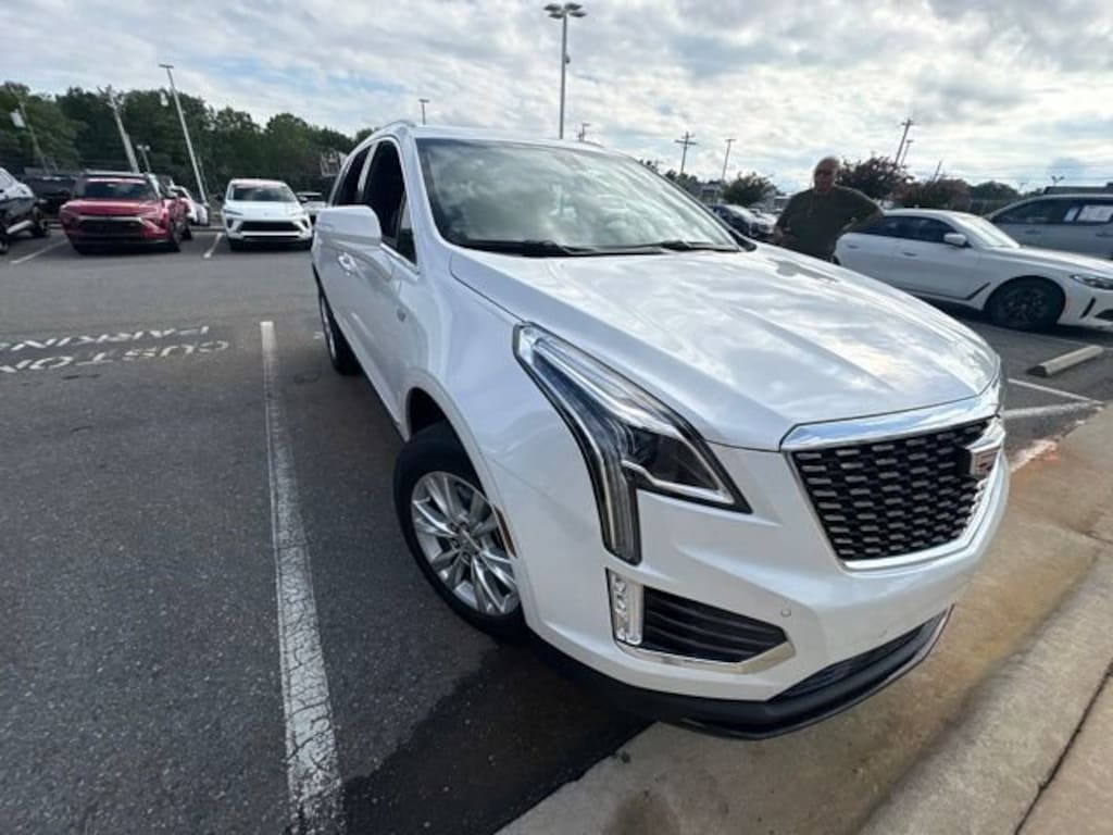Used 2025 CADILLAC XT5 Luxury SUV