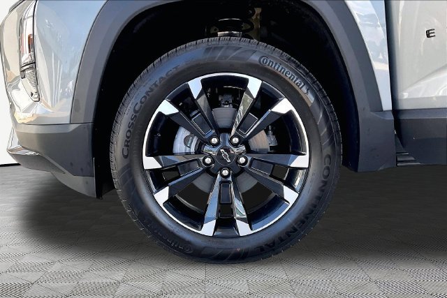 2027 Chevrolet Equinox RS - Photo 12